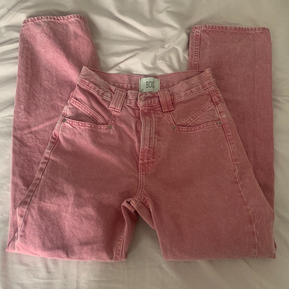 BDG Issa High-Waisted Cowboy Jean - Pink